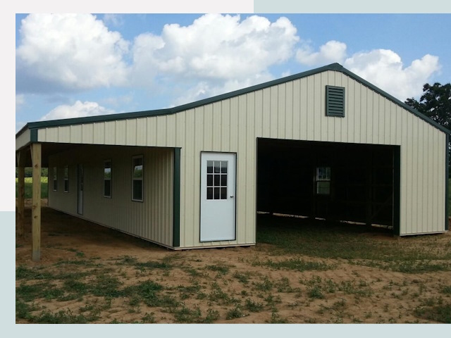 Строительство конюшен в Малоярославце