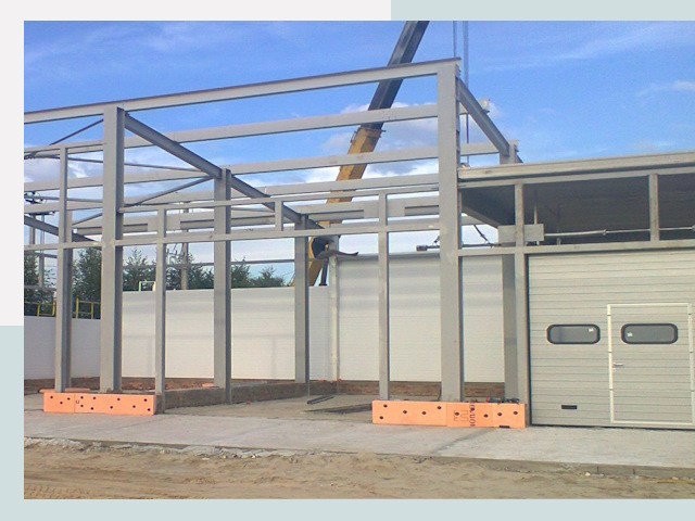 Строительство автосервисов от СтальСтрой-Млр по цене 621 руб.