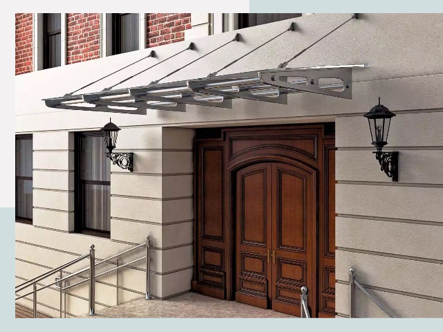 Металлические козырьки от 621 руб. в Малоярославце